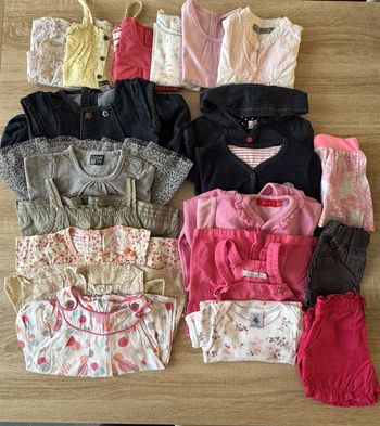 Lot de 20 vetements filles 9 mois toutes marques 