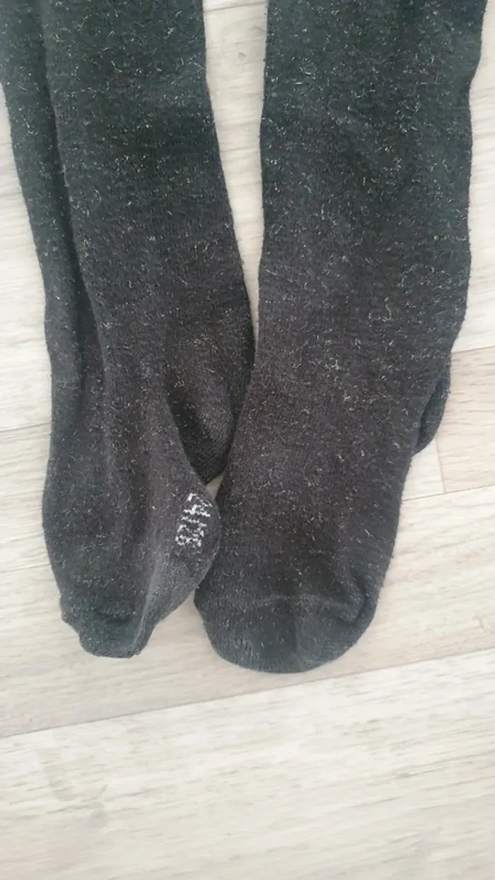 Lot de 2 collants épais hiver noir pailleté fille taille 24/26 - photo numéro 3