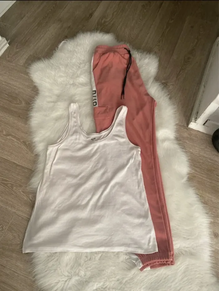 Pantalon sport avec top