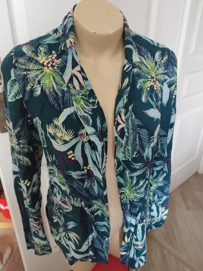 Veste legere imprimée tropical Promod T36