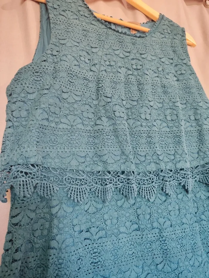 Robe droite - Dentelle - Cortefiel 🪻 - photo numéro 2