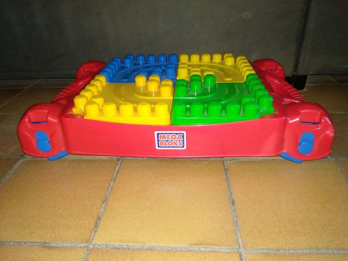 Table Méga Bloks avec 30 Blocs - photo numéro 4