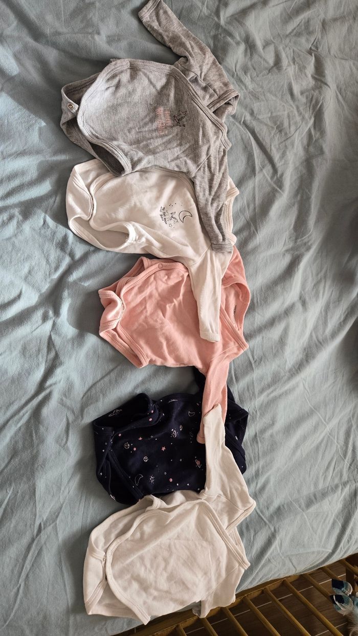 Lot vêtements bébé 1 mois - photo numéro 8