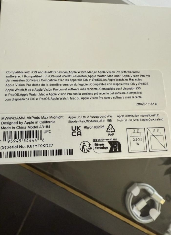 Apple AirPods Max USB-C Minuit Casque Audio Haute Fidélité av Réduction de Bruit - photo numéro 6