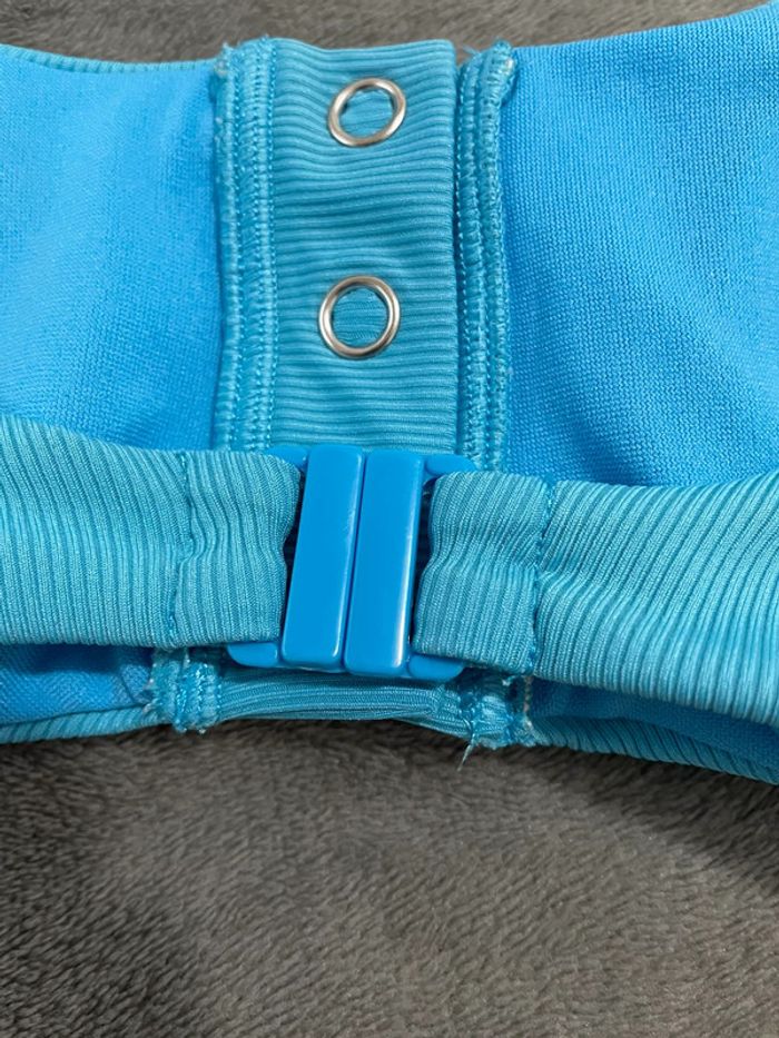 Haut de maillot de bain bleu - photo numéro 4