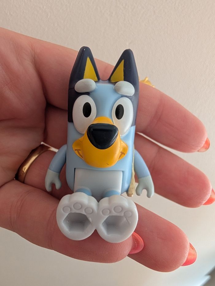Figurine bluey au marché - photo numéro 5