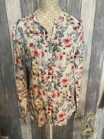 Joli chemisier à fleurs