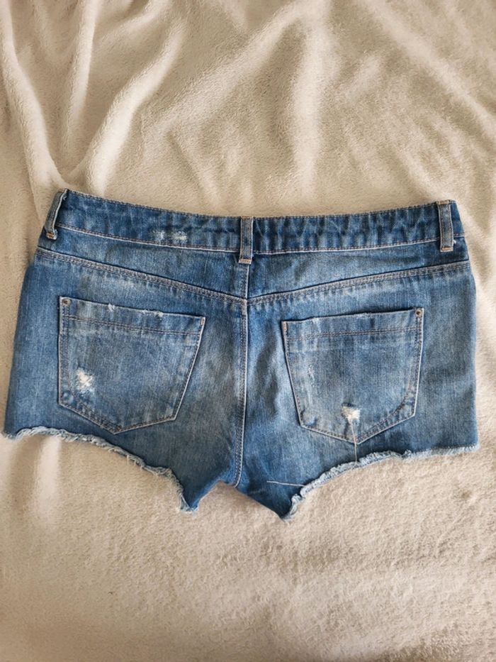 Superbe short. - photo numéro 2