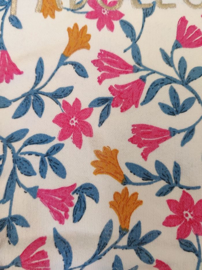 Sweat Tao taille 8 ans - photo numéro 3