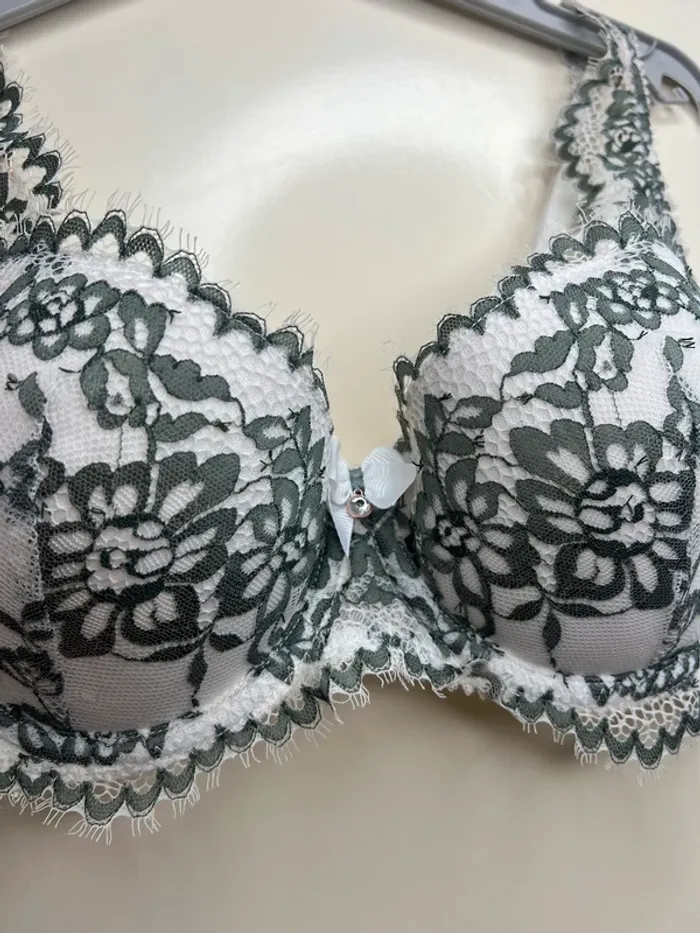 Soutien-gorge 90C - photo numéro 4