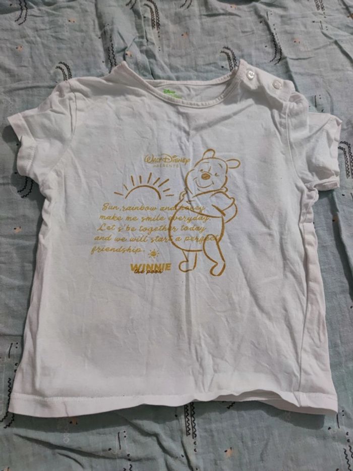 T-shirt Winnie the Pooh T.24 mois
