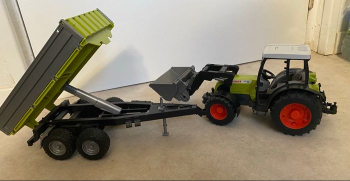 NEUF : Tracteur Bruder avec chargeur frontal et remorque basculante - photo numéro 6