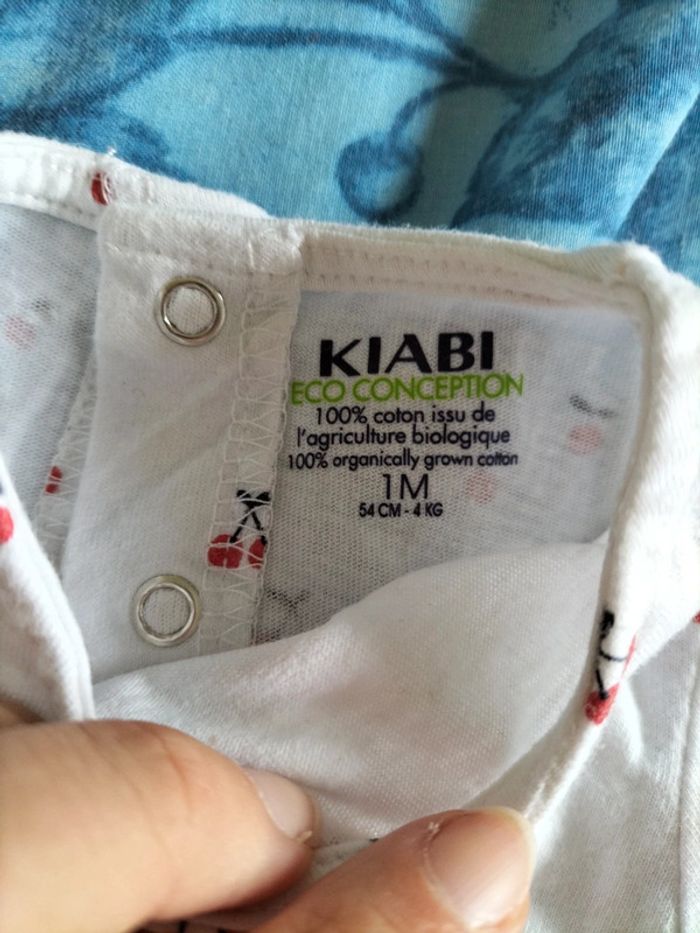 T-shirt cerise 🍒 - photo numéro 3