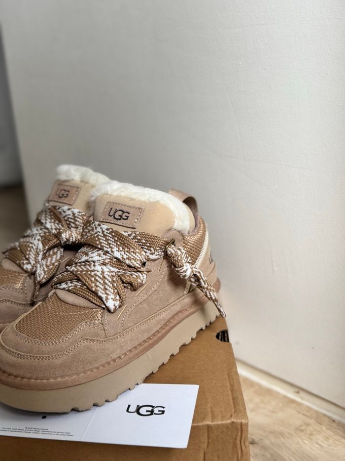 Ugg Lowmel beige - Taille 39