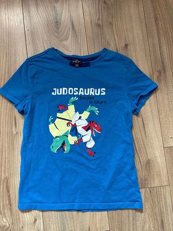 TEE shirt manches courtes 9 ans
