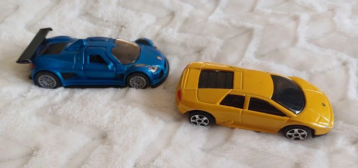 Lot voitures de sport - photo numéro 3