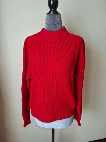 Pull rouge col montant kiabi taille S
