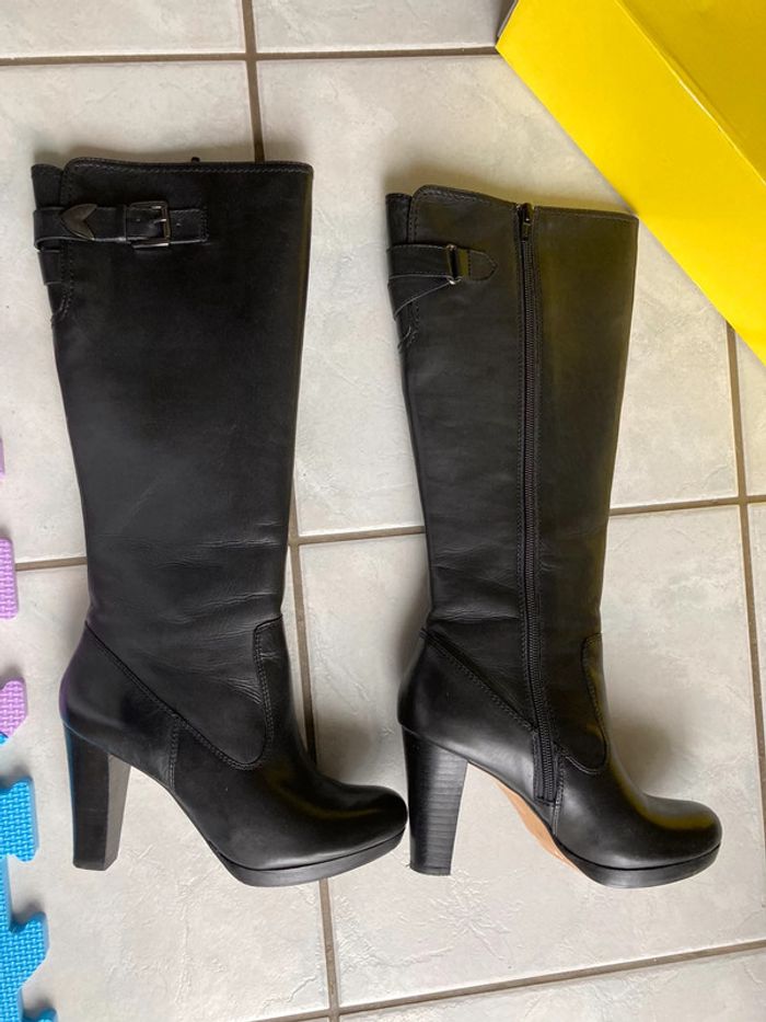 Bottes noires - 36 - photo numéro 3