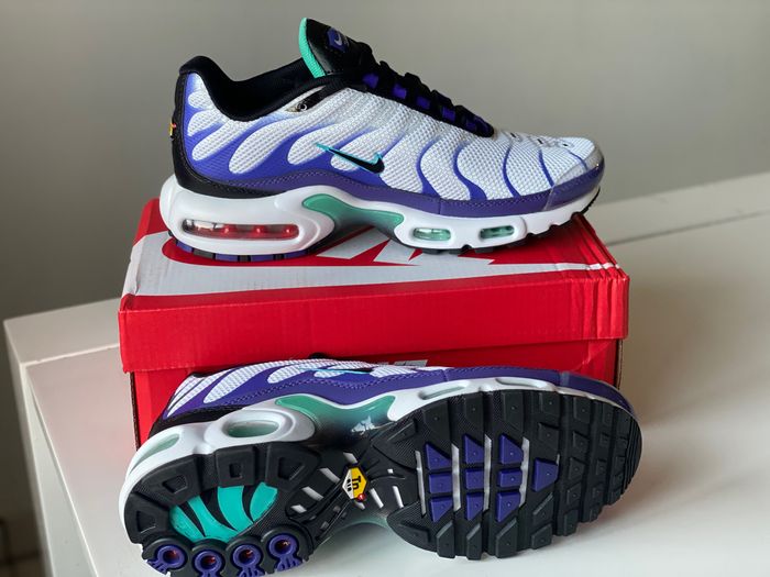 TN blanche violette Nike Beebs by Kiabi