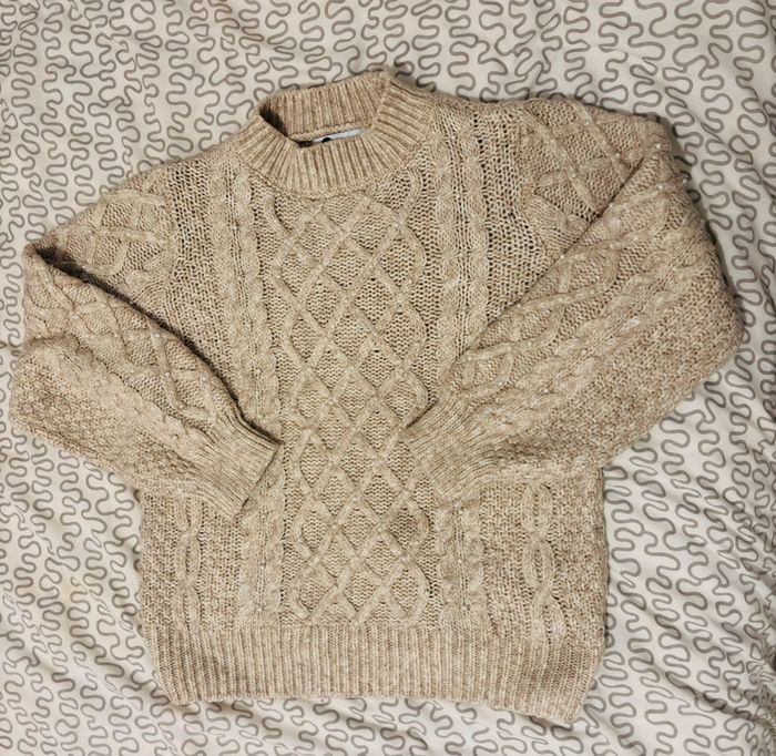 Pull en tricot a perles / Taille M