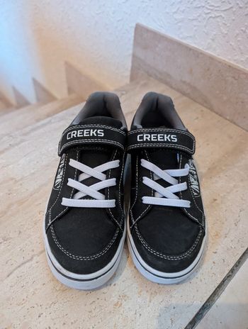 Baskets à scratchs noires garçon 31 comme Neuves Creeks