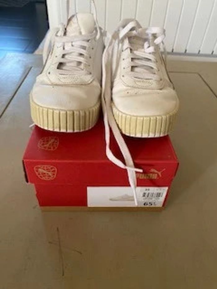 Puma Carina blanche et amande / crème taille 39 - photo numéro 2