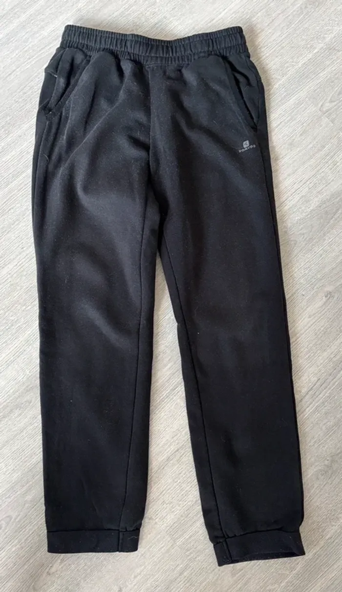 Lot de joggings taille 10 ans