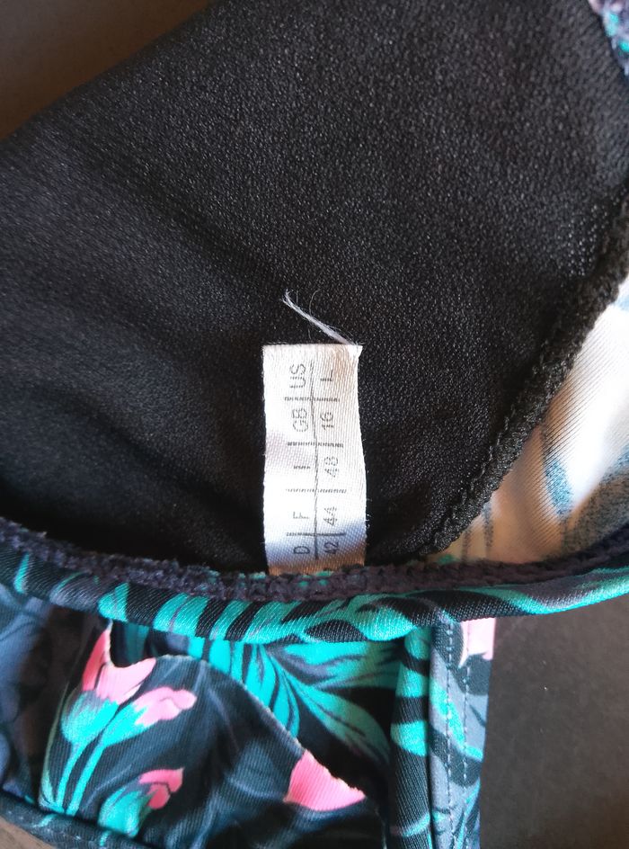 Maillot de bain - photo numéro 4