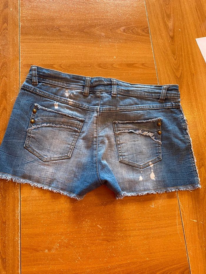 Short T16ans - photo numéro 2