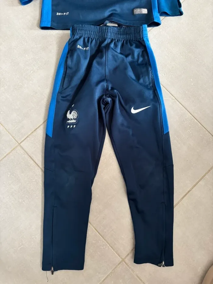 Jogging équipe de France - photo numéro 3