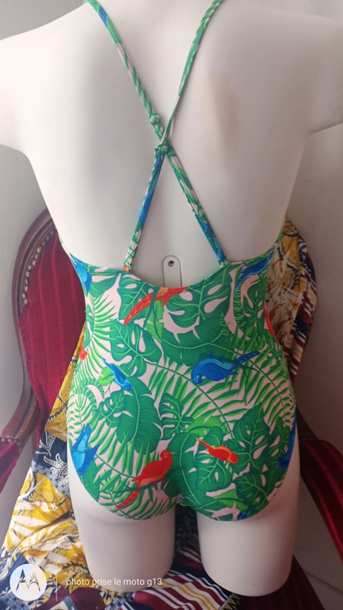 Maillot 1piece neuf S - photo numéro 2