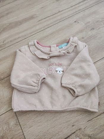 Sweat okaidi 3 mois