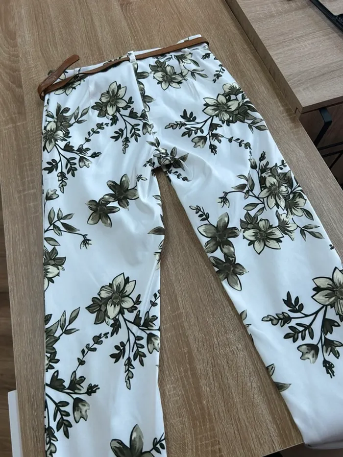 Pantalon femme pantalon femme fleuri taille S taille 36 - photo numéro 5