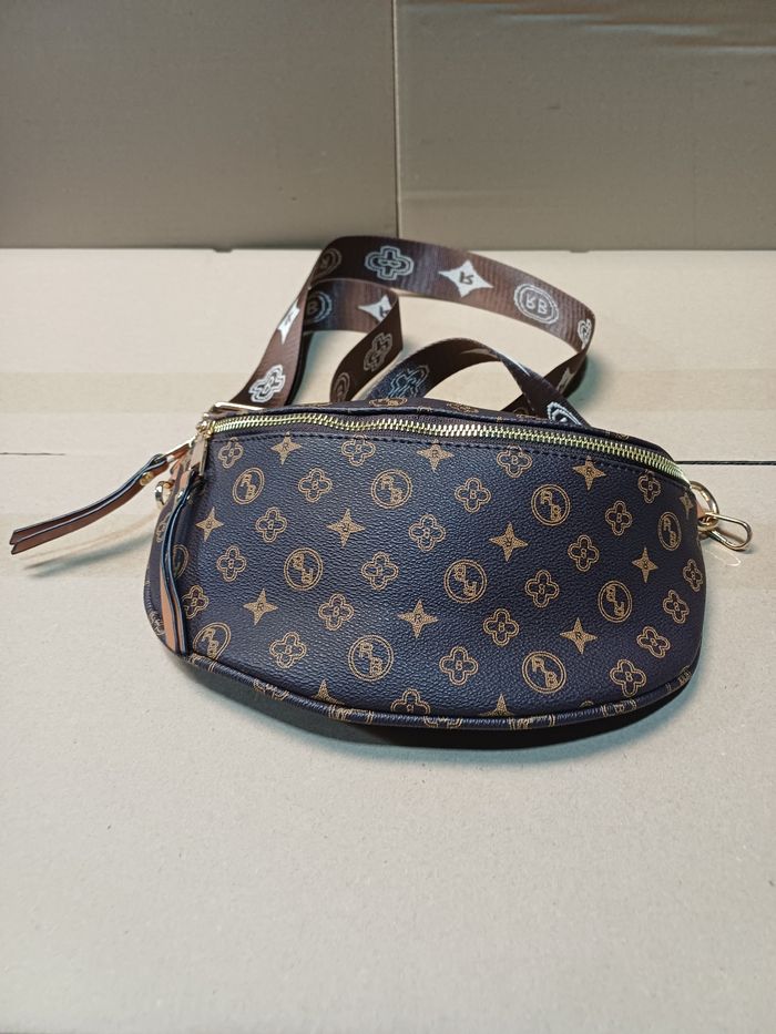 Lots de sac banane 4 pièces pour revendeur - photo numéro 5