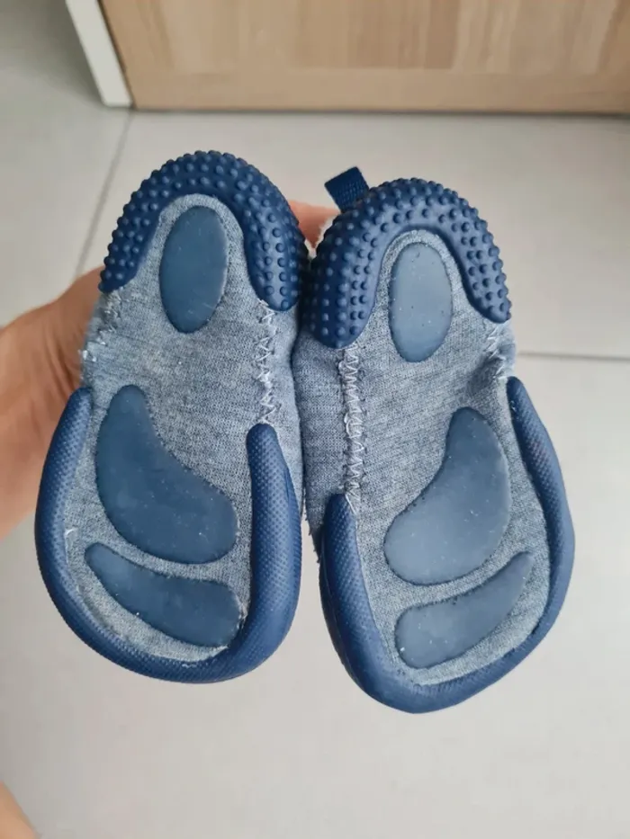 Chaussons souples Décathlon baby gym - photo numéro 3