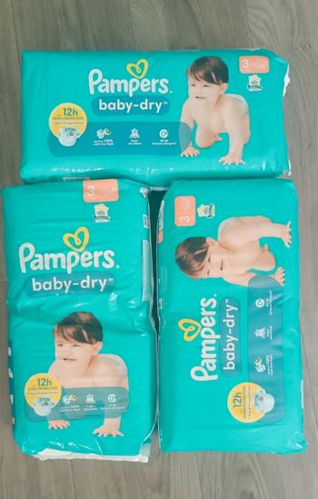 Couches Pampers taille 3 (156 couches)
