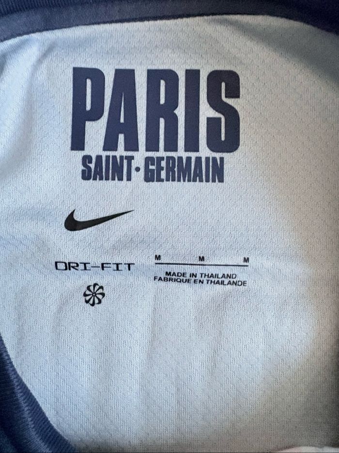 Maillot de foot PSG - photo numéro 5
