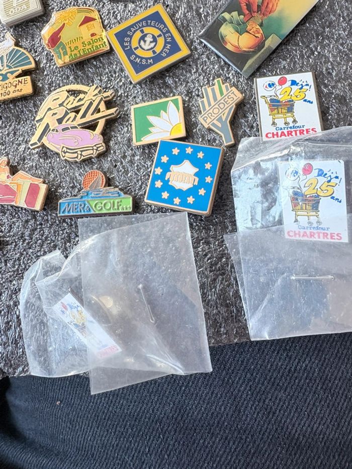 Lot 80 pin’s - photo numéro 5