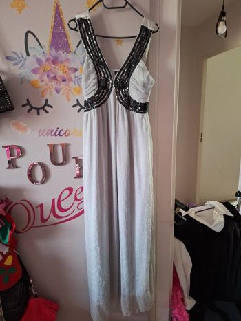 Robe de soirée très bon état