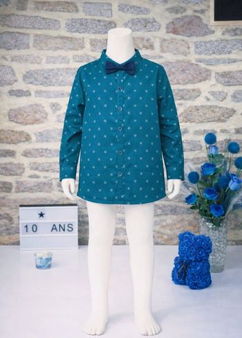 Chemise de Noël manches longues vert canardet blanc avec son nœud de papillon Garçon taille 10 ans marque Okaidi 🎸 