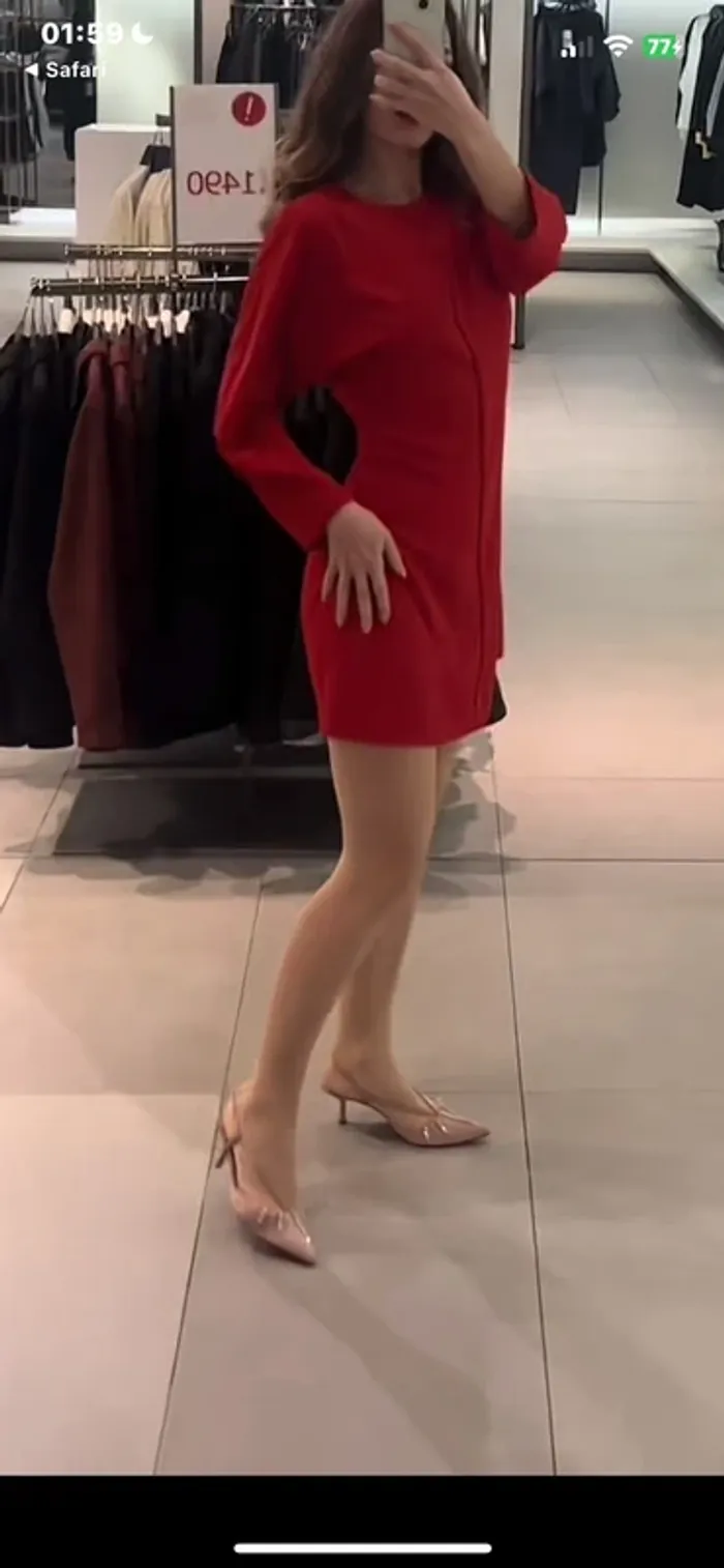 Robe rouge droite Zara taille 40 neuve - photo numéro 2