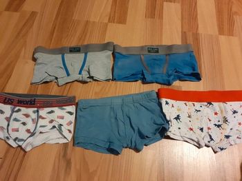 lot 5 sous vêtements 4 à 5 ans