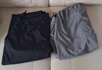 Lot de deux pantalon de grossesse