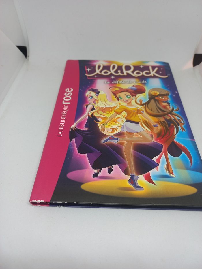 Livre roman bibliotheque rose lolirock tome 10 - photo numéro 1
