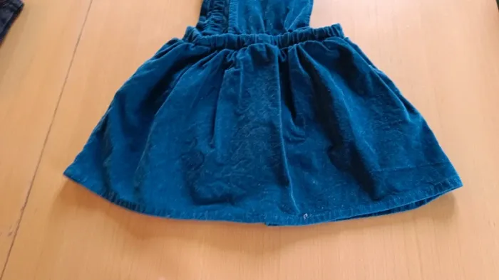 Robe en velours bleu canard - photo numéro 6