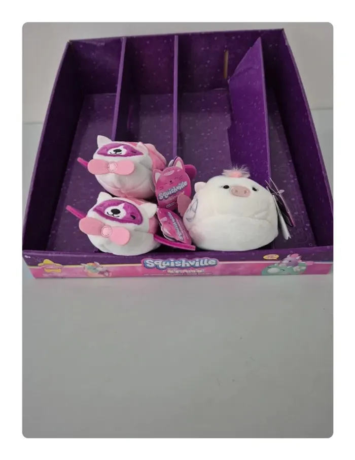 3 peluches Squishmallows