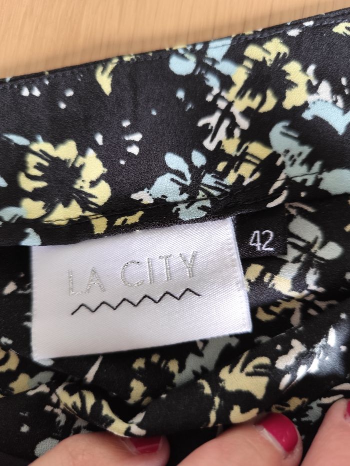 Jupe fleurie - photo numéro 3