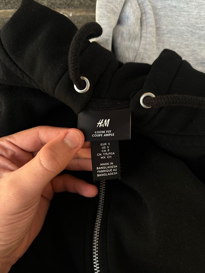 Lot de deux vestes grise et noire - photo numéro 5