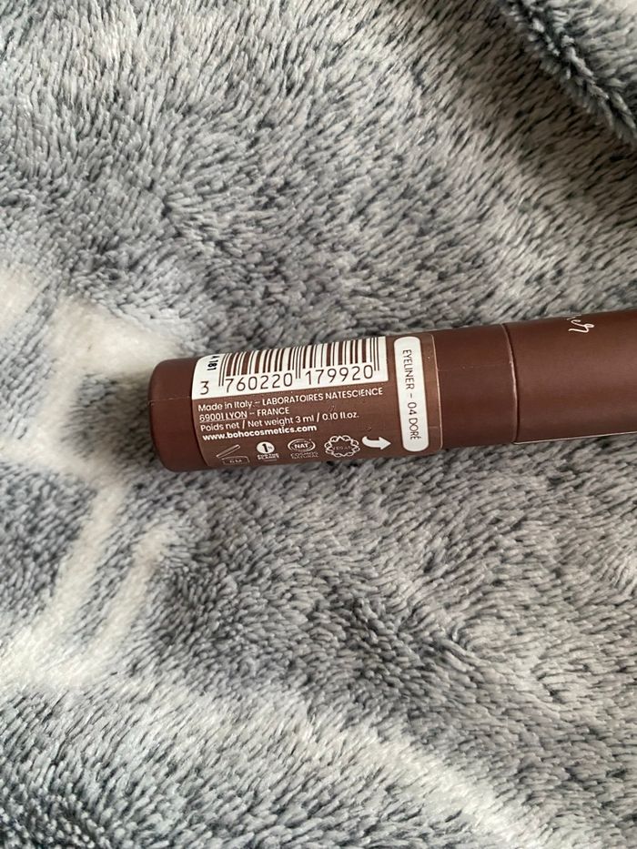 eyeliner doré Bo.Ho - photo numéro 2