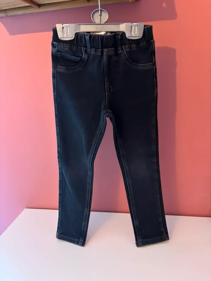 Jegging noir ZARA 4-5Y/110cm